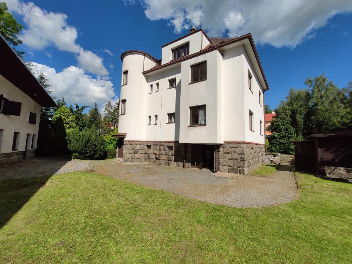 Vila Sik 2 Nove Mesto na Morave Exterior foto